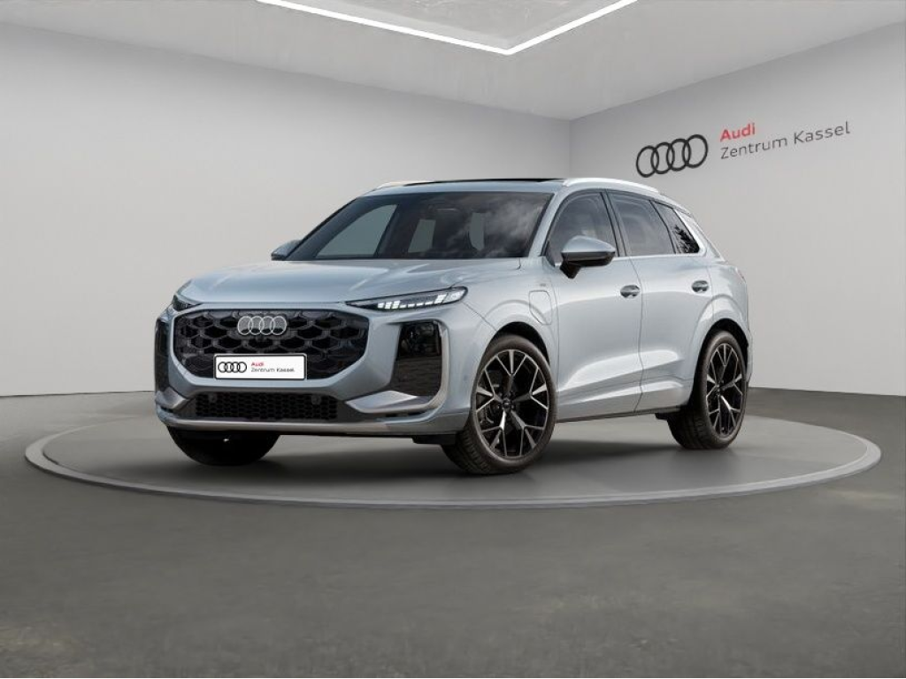 Audi - Q3 SUV e-hybrid S line Matrix LED Pano HuD B&O 8324998