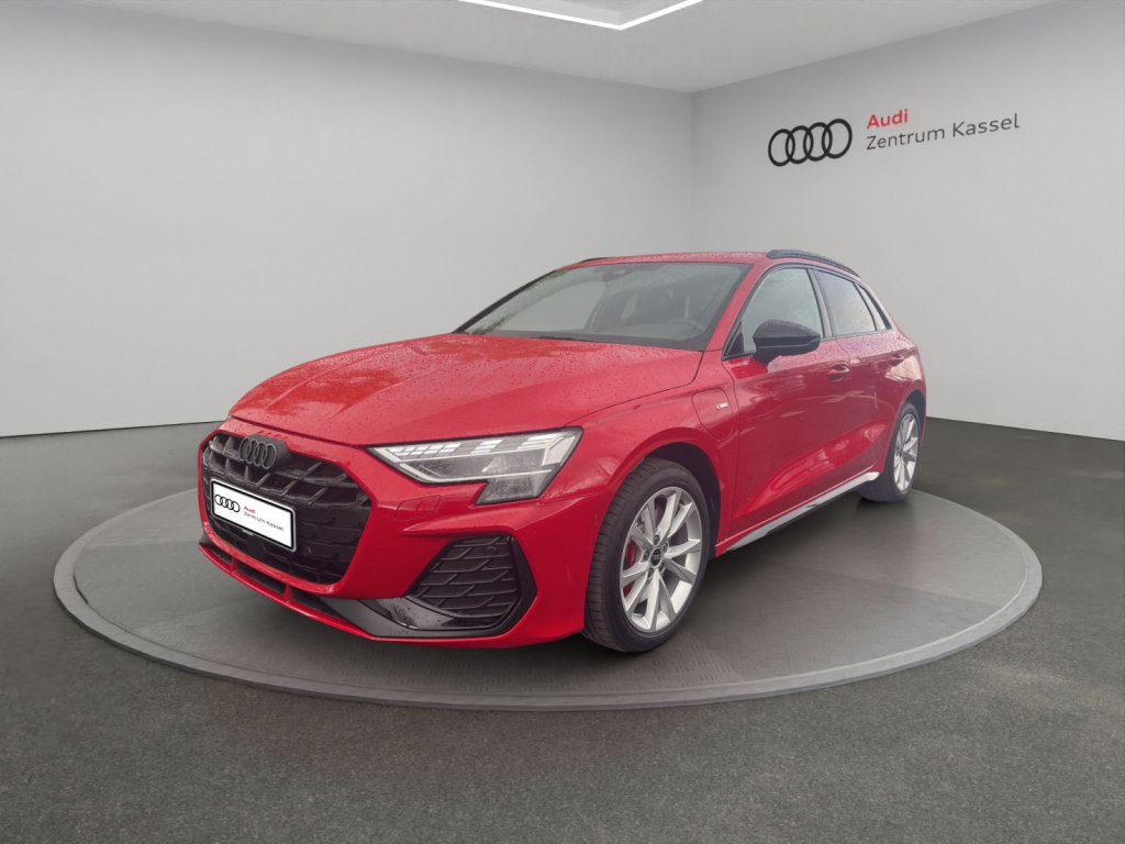 Audi - A3 SB 45 TFSI e S line Matrix SONOS AHK HuD Kam. 8617621
