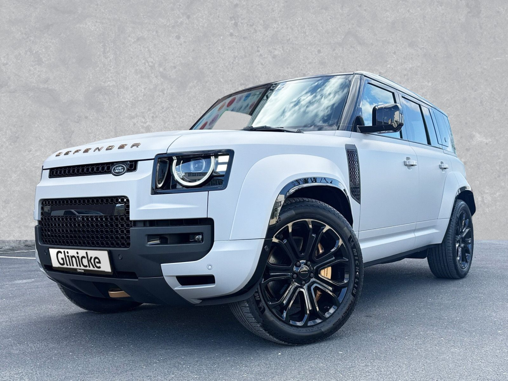 Land Rover - Defender P635 V8 OCTA Black 22" Matt AHK Pano 8653298
