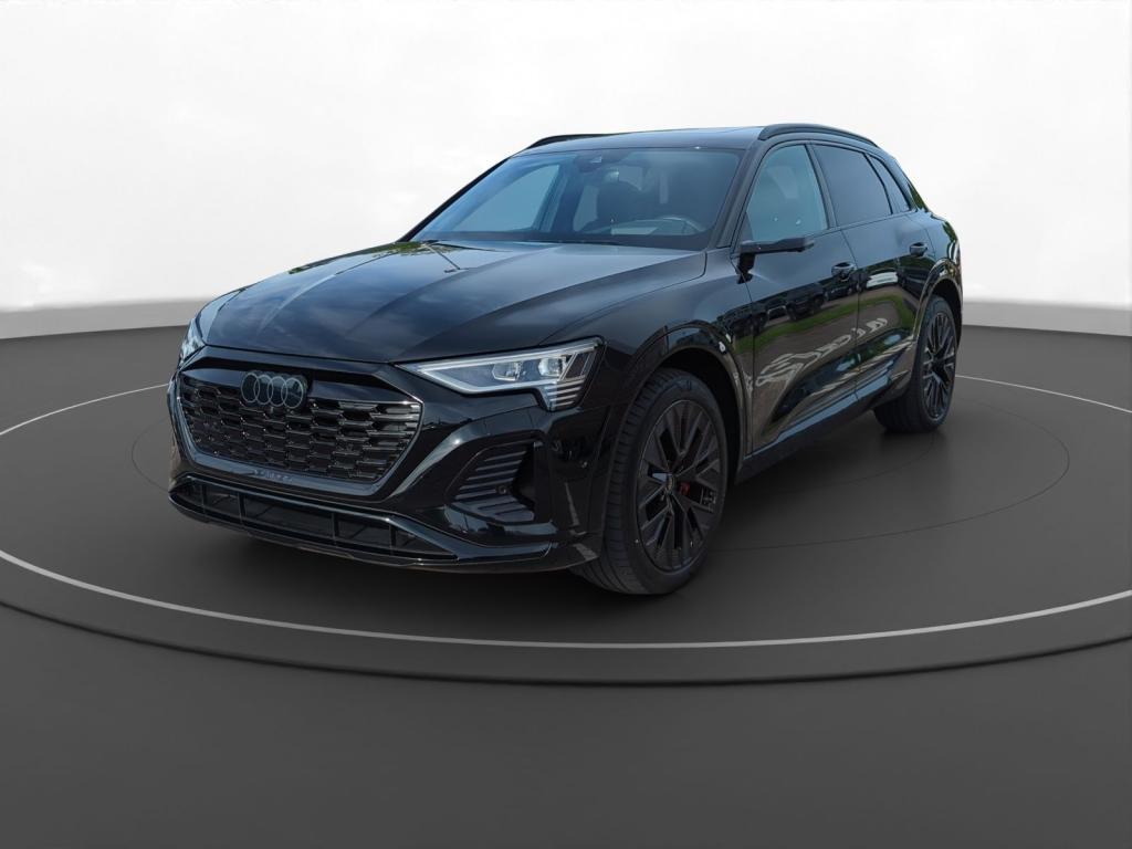 Audi - Q8 e-tron 55 quattro s-line Luft Pano 8840950