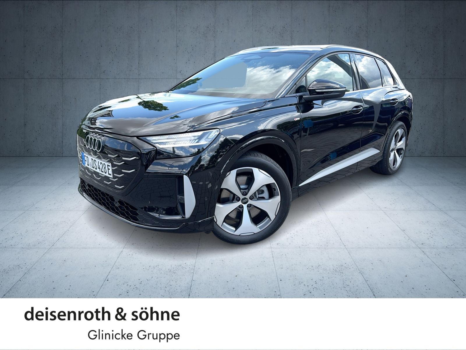 Audi - Q4 SUV e-tron performance 210 kW 8893876