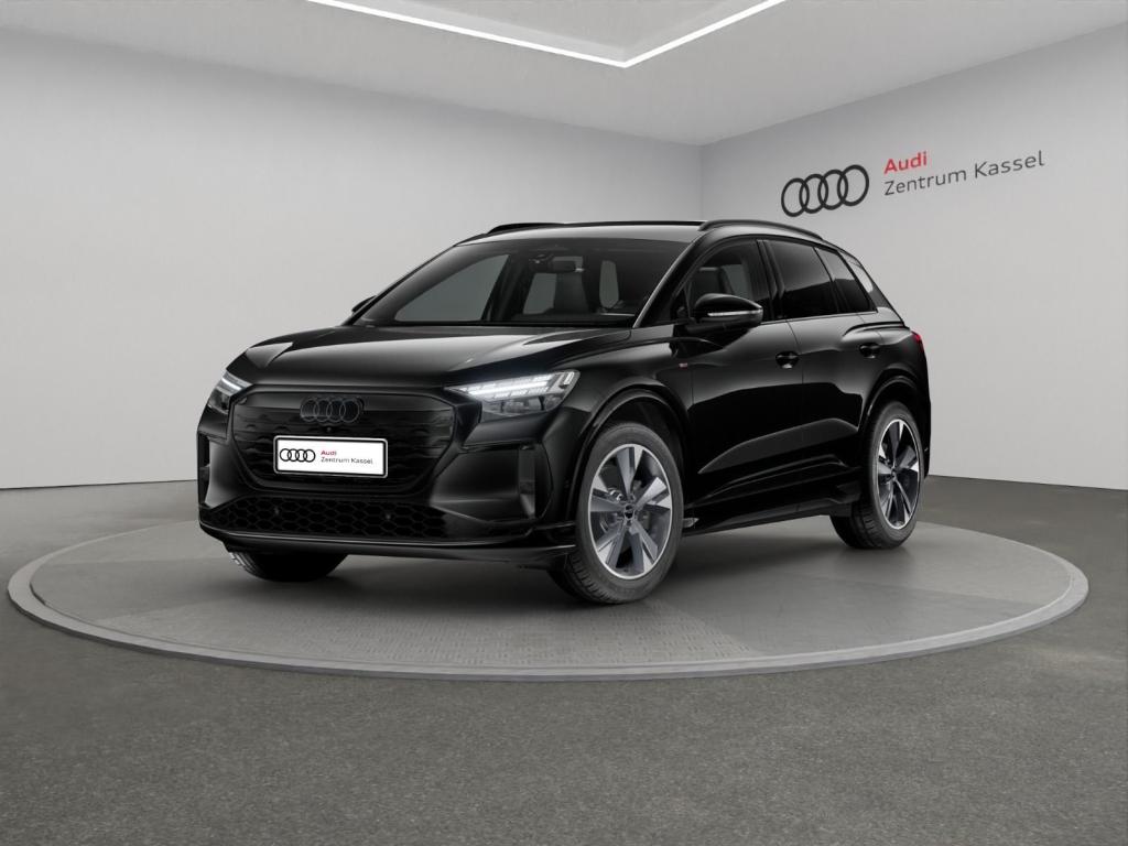 Audi - Q4 SUV e-tron perf Matrix AHK BiDi-Laden StandHZ 8931036