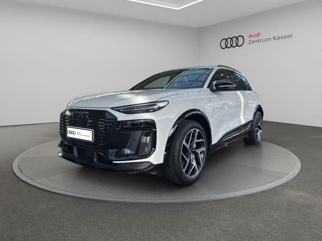 Audi - Q6 S line e-tron perf. Matrix Pano HuD B&O AHK 8980438