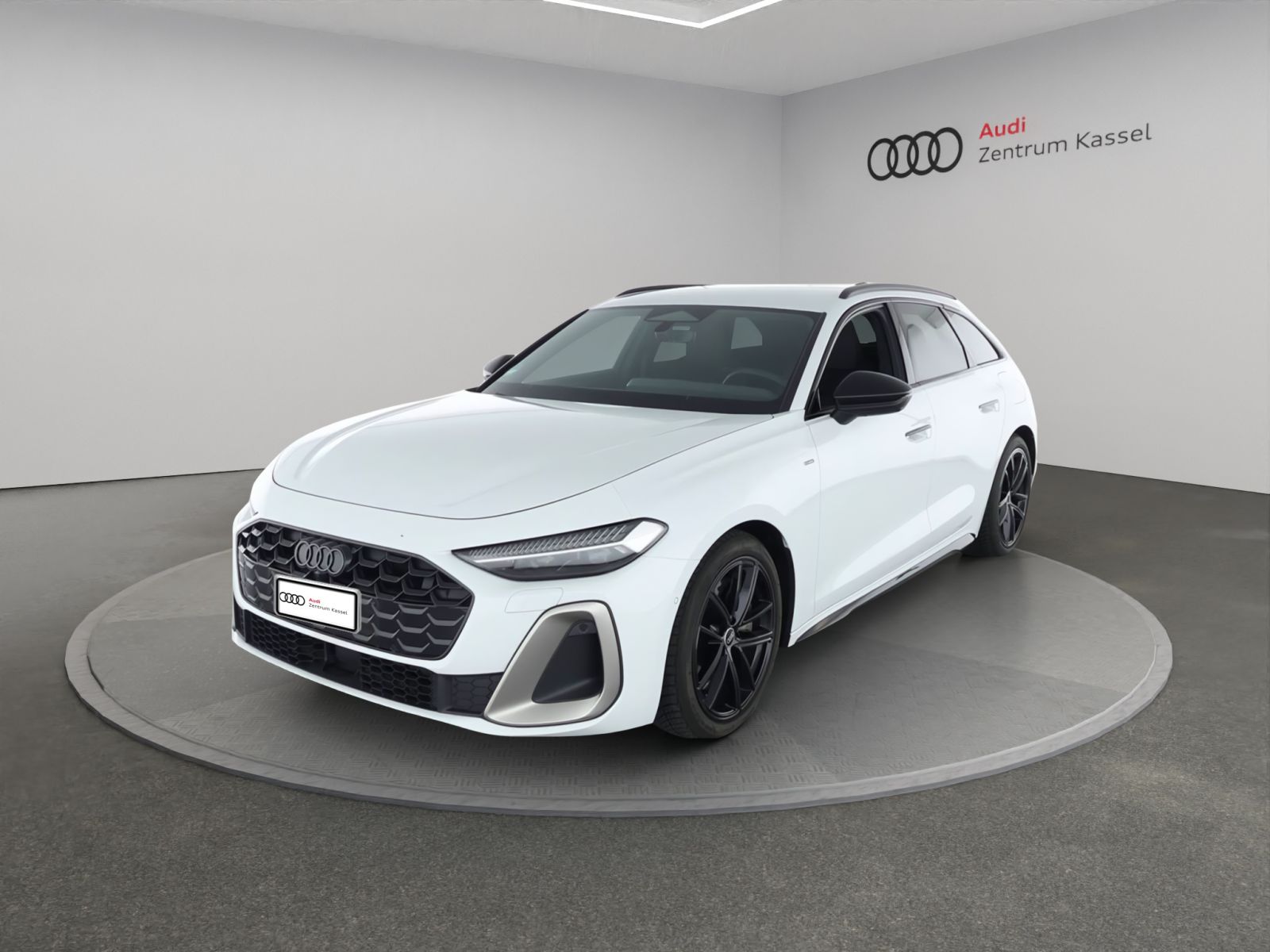 Audi - A5 Avant TFSIe quattro S line Matrix AHK 360&deg; 9062319