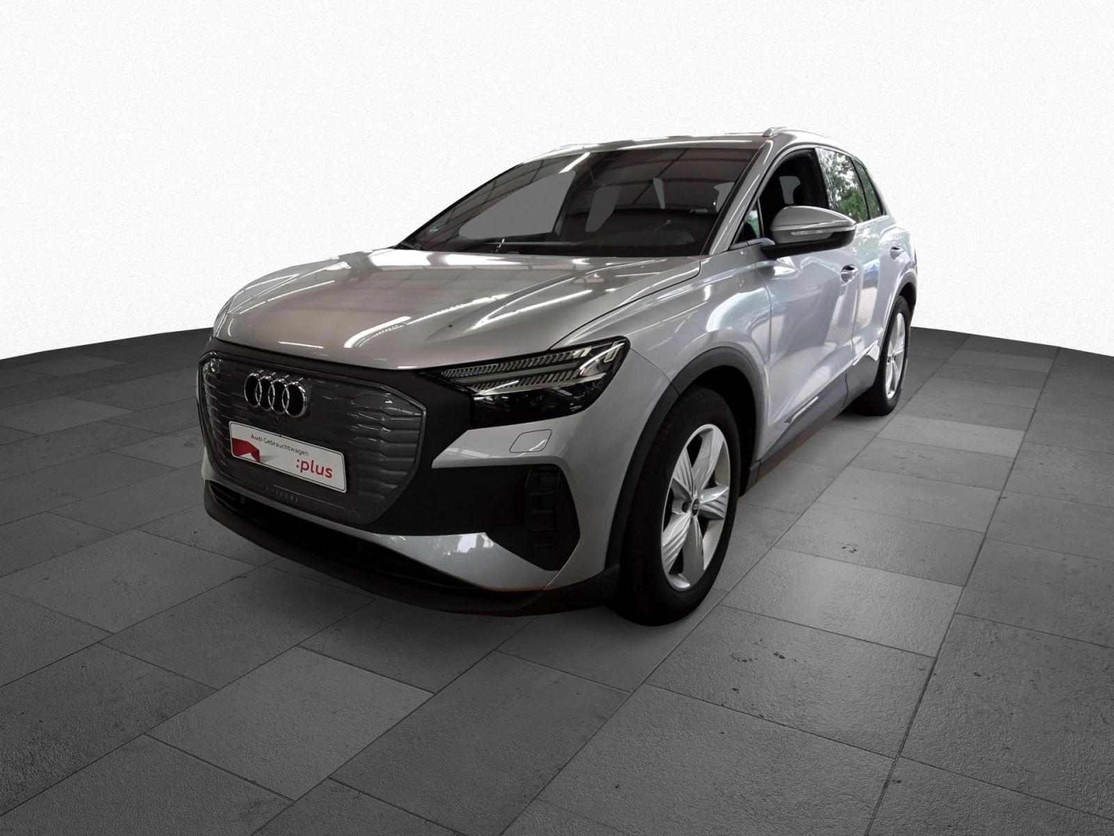 Audi - Q4 40 e-tron Matrix Pano HuD AHK Kamera Carplay 9062326