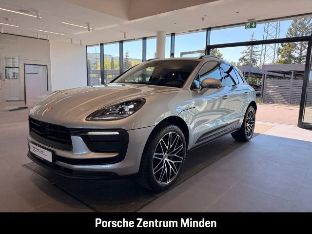 Porsche - Macan Surround-View BOSE Abstandstempomat PASM 9076793