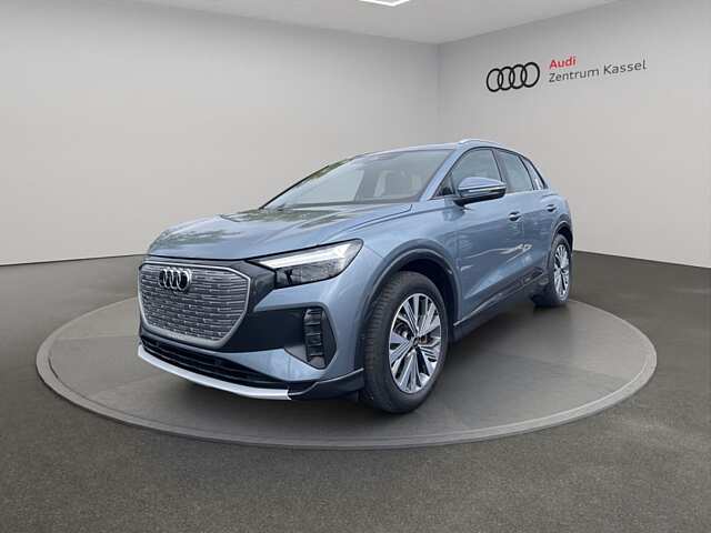Audi - Q4 40 e-tron LED Pano HuD Kamera Carplay 8582018