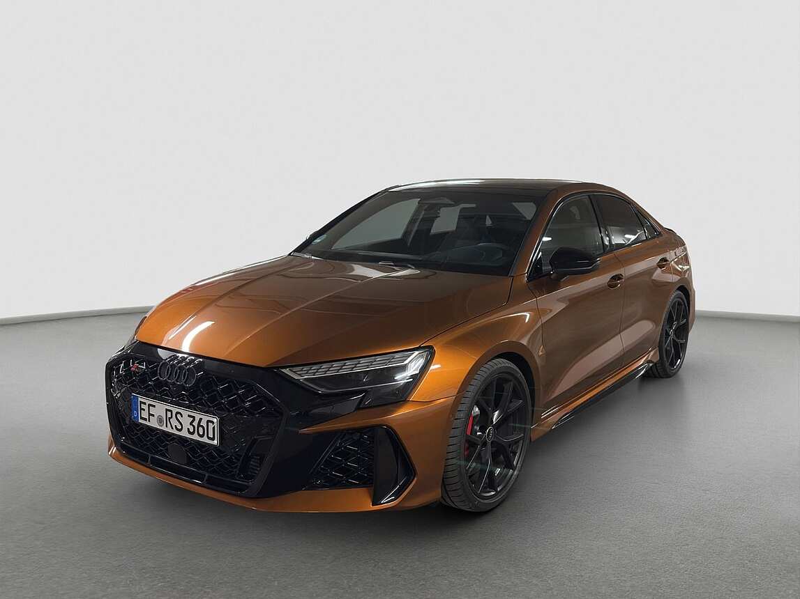 Audi - RS 3 Limousine 294 kW S tronic 8603361