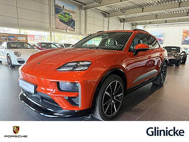 Porsche - Macan Turbo HA-Lenkung InnoDrive Surround-View 8679165