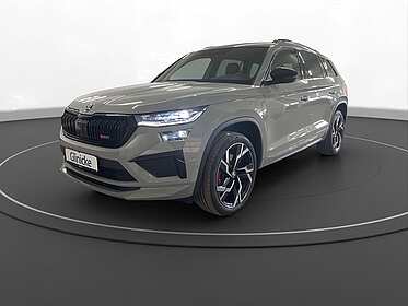 &Scaron;koda - Kodiaq RS 4x4 AHK Pano Matrix LM 20" Navi RFK ACC 8745738