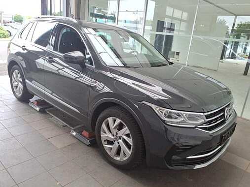 Volkswagen - Tiguan 1.5 TSI DSG Elegance Navi AHK ACC Sitzh. 9094652