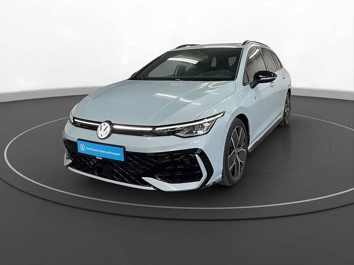 Volkswagen - Golf VIII Variant 1.5 eTSI R-Line Pano LM 18" Navi RFK ACC 8922856