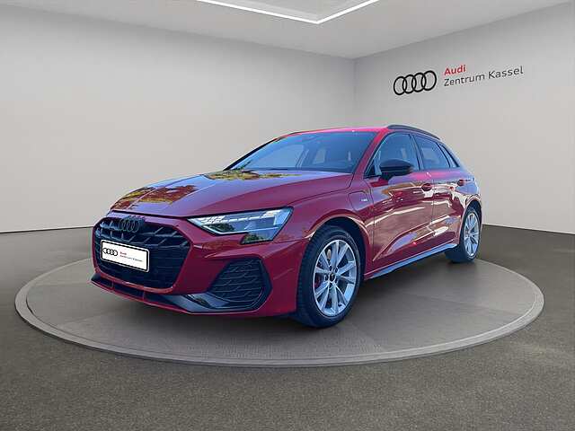 Audi - A3 SB 45 TFSI e S line Matrix SONOS HuD AHK 8628147