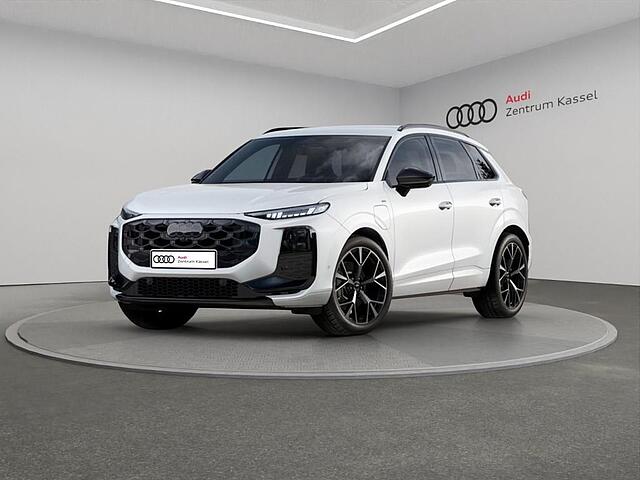 Audi - Q3 SUV e-hybrid S-line Dig Matrix 3D Kam AHK 9135304