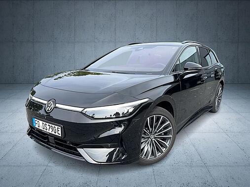Volkswagen - ID.7 Tourer Pro AHK/ACC/DCC/Nav/360/20"/Matrix/IDA 8471152