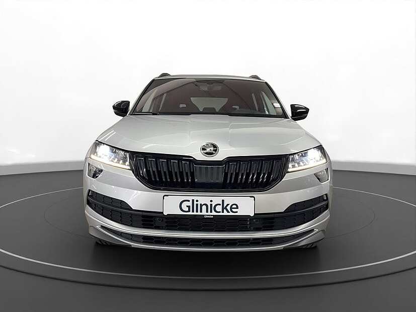 &Scaron;koda - Karoq 1.5 TSI Sportline AHK Matrix LM 19" PDC vo+hi Tempomat 8763637