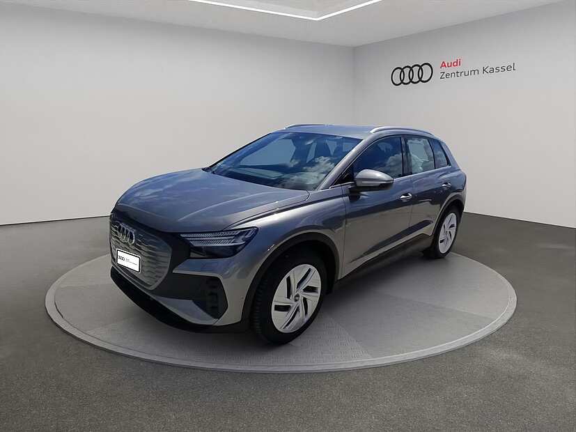 Audi - Q4 45 e-tron Matrix AHK HuD Carplay Standklima 8957662