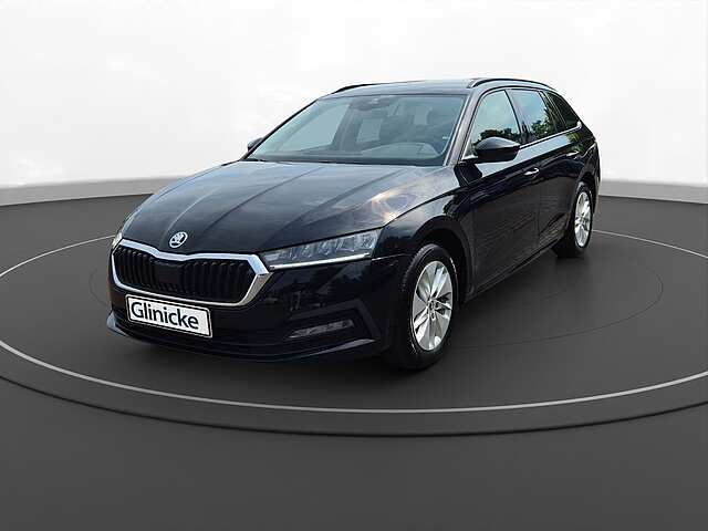 &Scaron;koda - Octavia Combi 2.0 TDI DSG Kessy Carplay PDC LED 8965726
