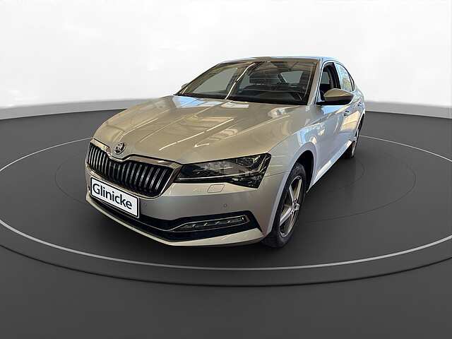 &Scaron;koda - Superb 2.0 TSI DSG Style 4x4 SiHz PDC LED 8842507