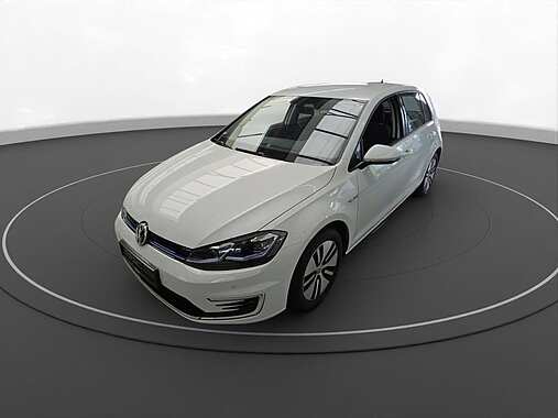 Volkswagen - e-Golf VII LED LM 16" Navi PDC vo+hi Allwetter 8891219