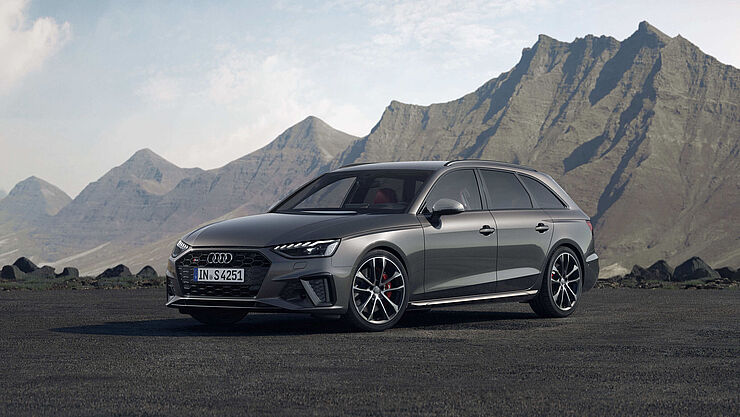 Der Audi S4 Avant TDI in grau von 2022