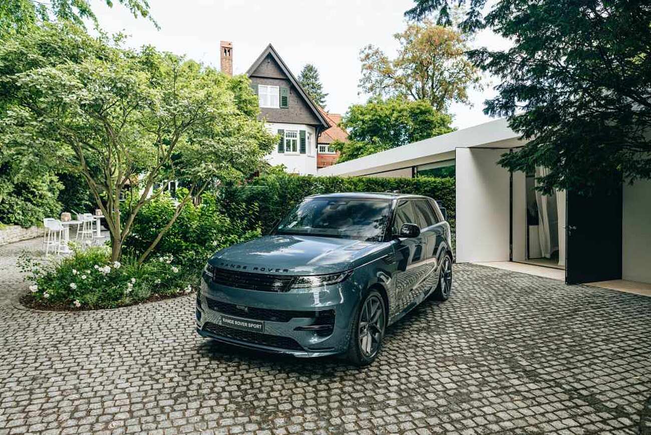 Land-Rover - Range-Rover-Sport